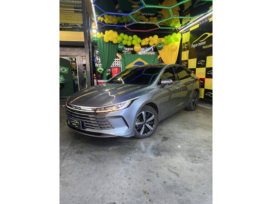 BYD KING 1.5 DM-I PHEV GS AUTOMÁTICO BYD KING 1.5 DM-I PHEV GS AUTOMÁTICO